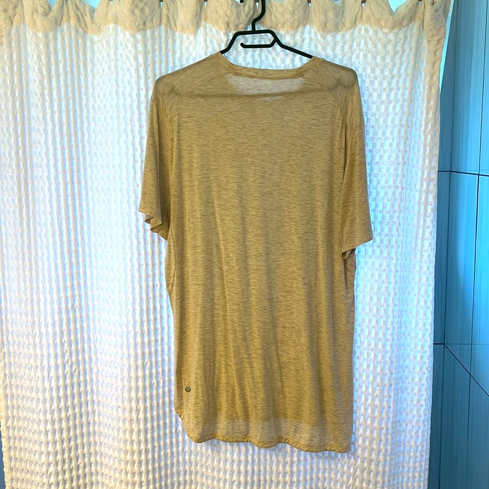 Lululemon Balancer Tee - Picture 2 of 3